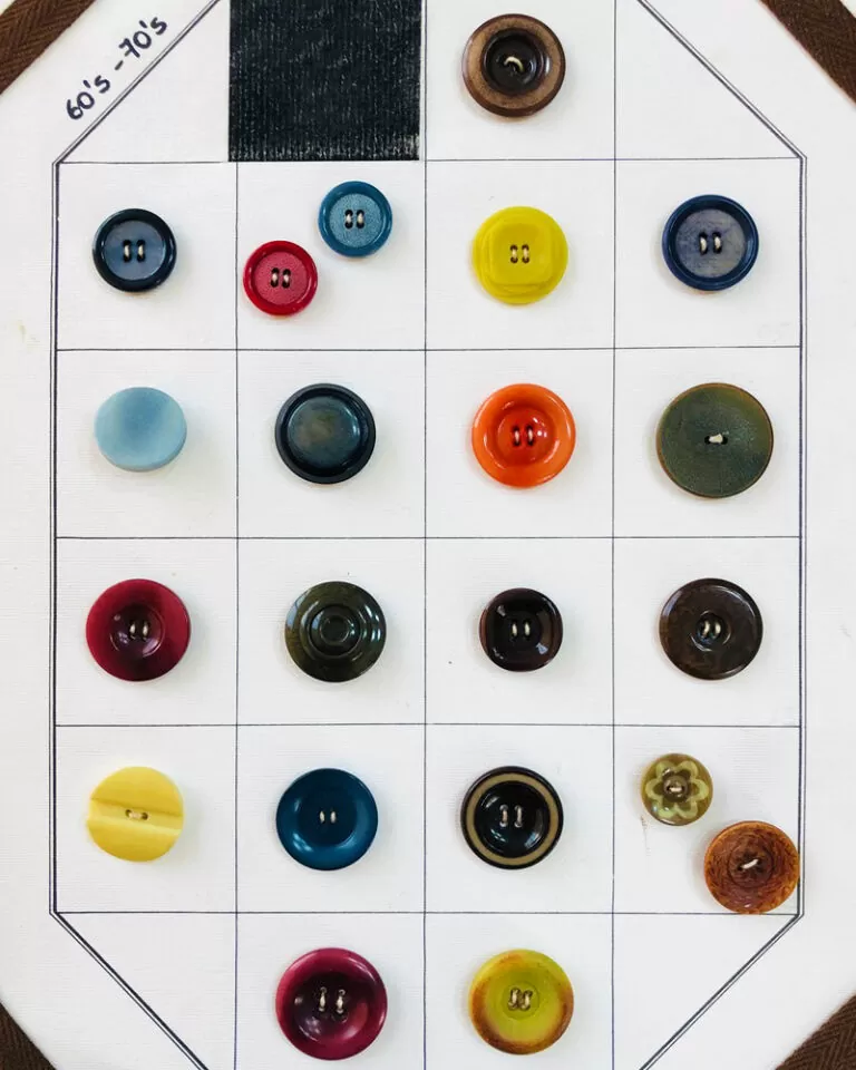 Corozo button